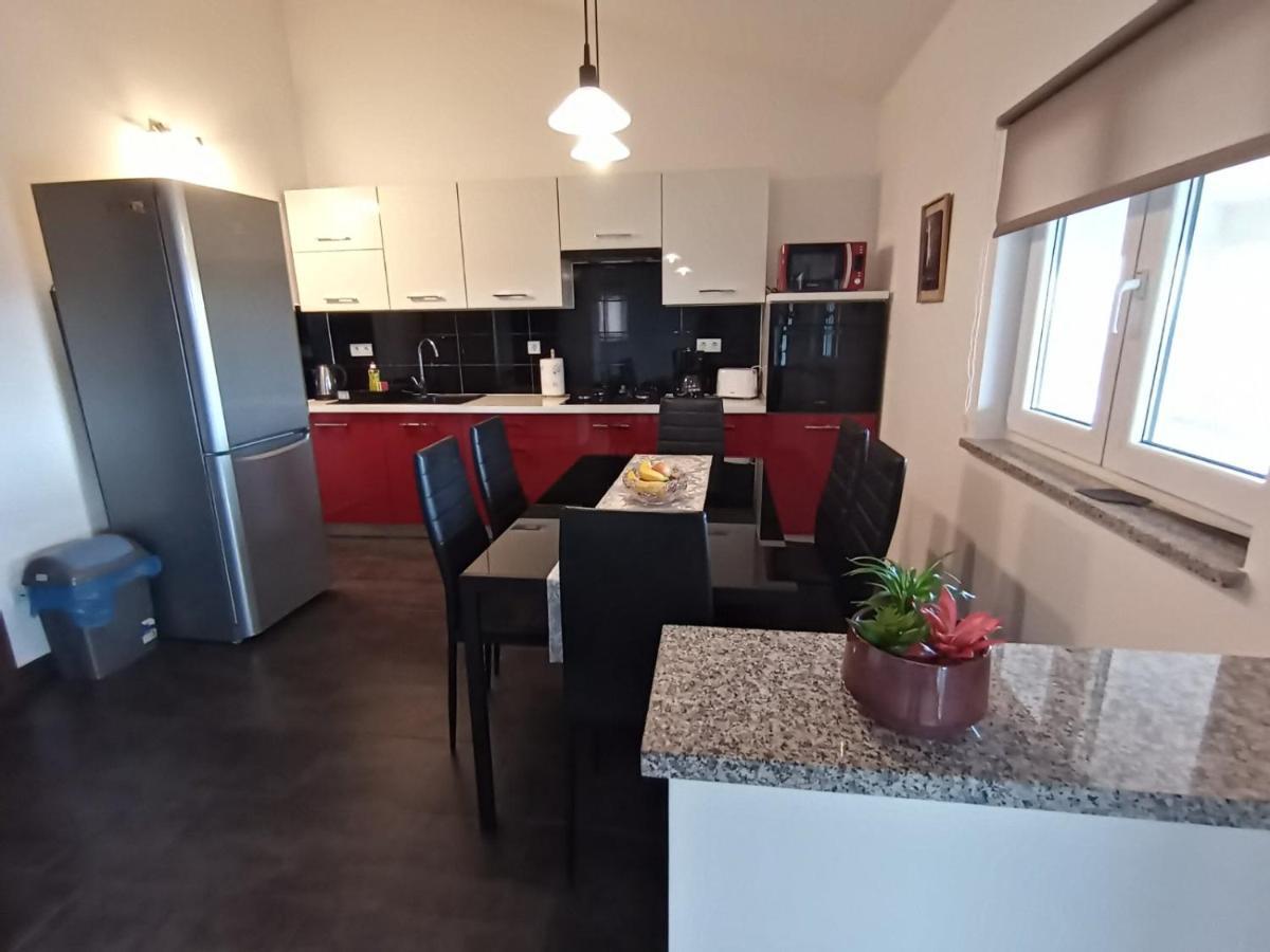 Apartment Sofija Galižana Exterior foto